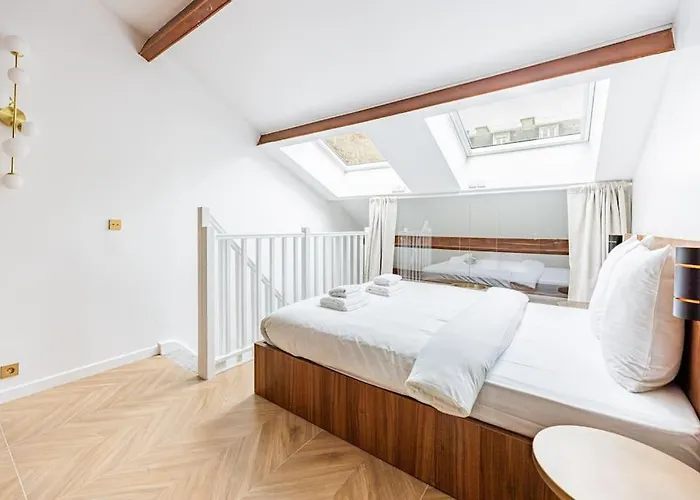 155#suite Luxueuse#etienne Marcel#chatelet#paris 3 *